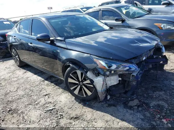 1N4BL4DV6NN300851 2022 NISSAN ALTIMA - Image 1