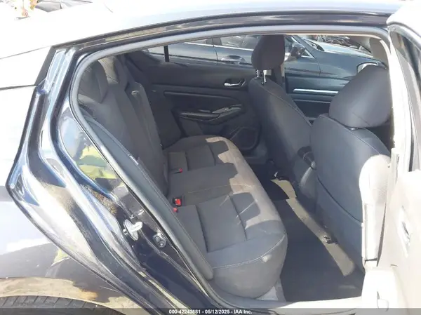 1N4BL4DV6NN300851 2022 NISSAN ALTIMA - Image 8