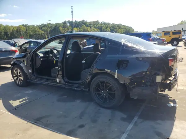 1N4BL4DV6NN321781 2022 NISSAN ALTIMA - Image 2