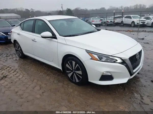 1N4BL4DV6NN329735 2022 NISSAN ALTIMA - Image 1