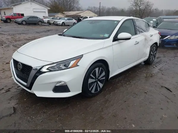 1N4BL4DV6NN329735 2022 NISSAN ALTIMA - Image 2
