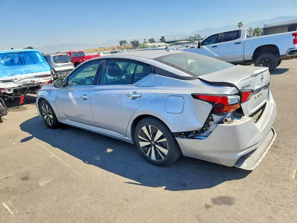 1N4BL4DV6NN339262 2022 NISSAN ALTIMA - Image 2