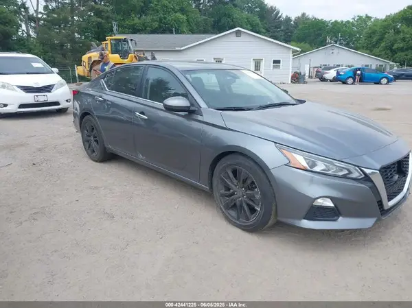 1N4BL4DV6NN353064 2022 NISSAN ALTIMA - Image 1