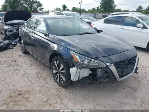 1N4BL4DV6NN363139 2022 NISSAN ALTIMA - Image 1