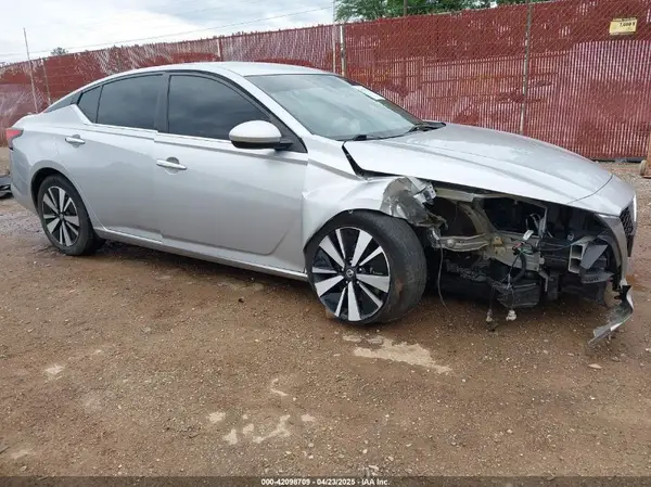 1N4BL4DV6NN369779 2022 NISSAN ALTIMA - Image 1