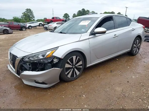 1N4BL4DV6NN369779 2022 NISSAN ALTIMA - Image 2
