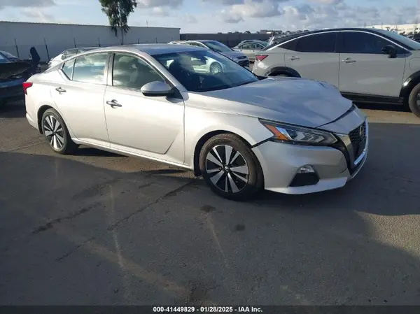 1N4BL4DV6NN374898 2022 NISSAN ALTIMA - Image 1