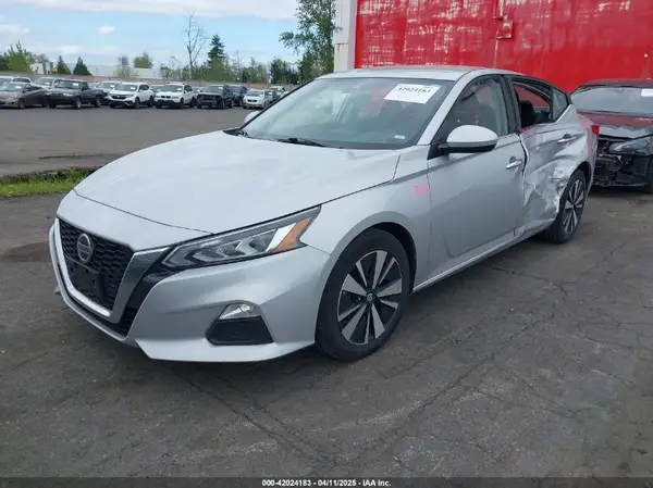 1N4BL4DV6NN379986 2022 NISSAN ALTIMA - Image 2