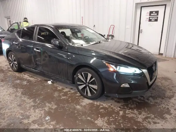 1N4BL4DV6NN383746 2022 NISSAN ALTIMA - Image 1