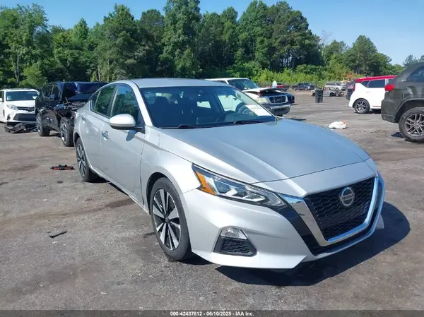 1N4BL4DV6NN385495 2022 NISSAN ALTIMA - Image 1