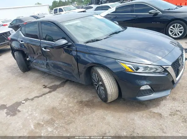 1N4BL4DV6NN386243 2022 NISSAN ALTIMA - Image 1
