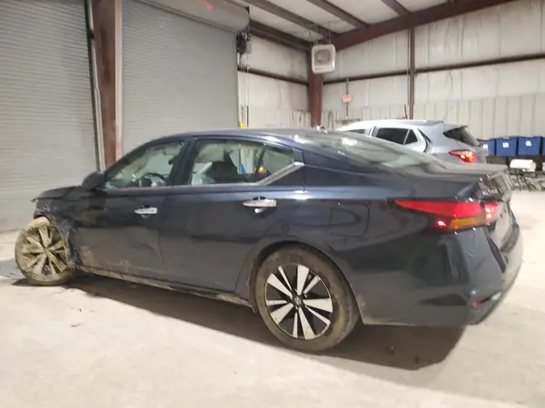 1N4BL4DV6NN393905 2022 NISSAN ALTIMA - Image 2