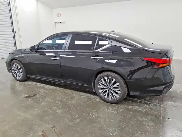 1N4BL4DV6PN360776 2023 NISSAN ALTIMA - Image 2