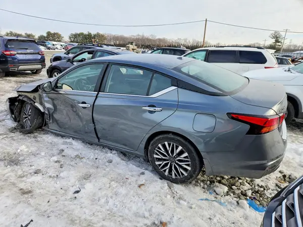 1N4BL4DV6PN361779 2023 NISSAN ALTIMA - Image 2