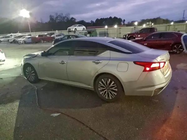 1N4BL4DV6PN365587 2023 NISSAN ALTIMA - Image 2