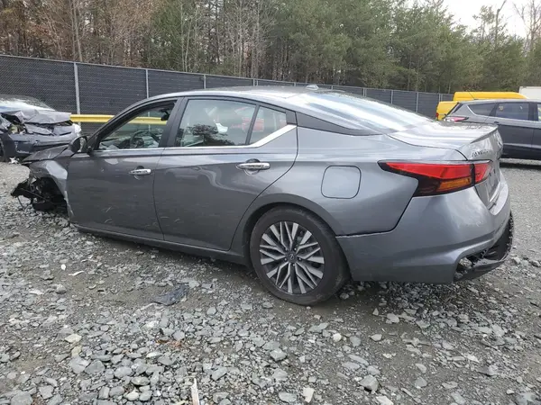 1N4BL4DV6PN376296 2023 NISSAN ALTIMA - Image 2