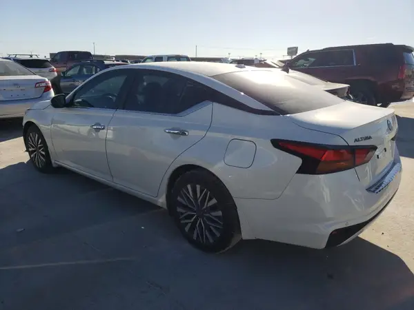 1N4BL4DV6PN380770 2023 NISSAN ALTIMA - Image 2
