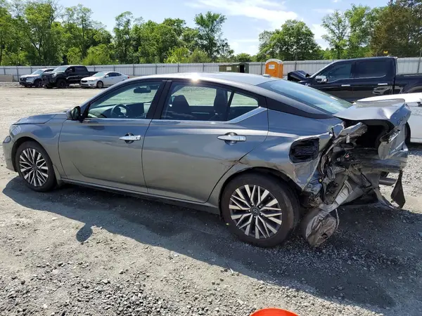 1N4BL4DV6PN380932 2023 NISSAN ALTIMA - Image 2