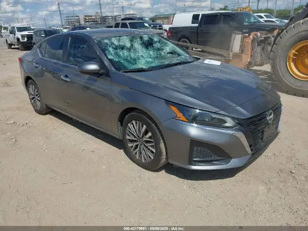 1N4BL4DV6PN383507 2023 NISSAN ALTIMA - Image 1
