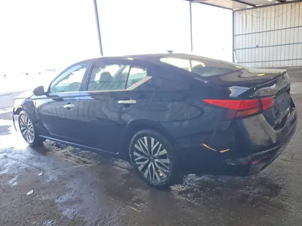 1N4BL4DV6PN389159 2023 NISSAN ALTIMA - Image 2