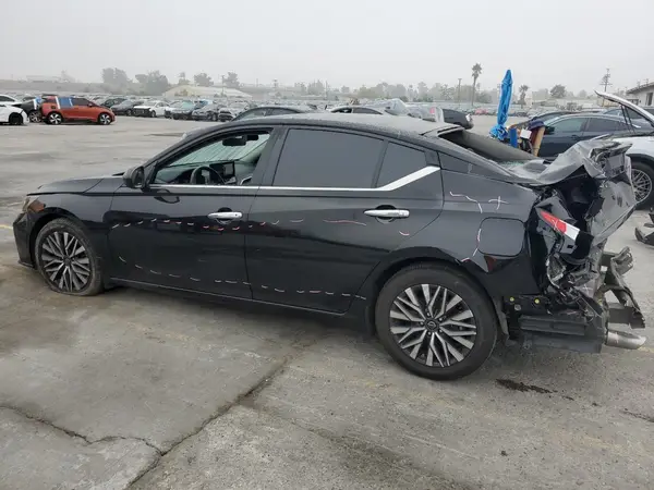 1N4BL4DV6PN426582 2023 NISSAN ALTIMA - Image 2