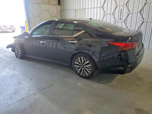 1N4BL4DV6RN307997 2024 NISSAN ALTIMA - Image 2
