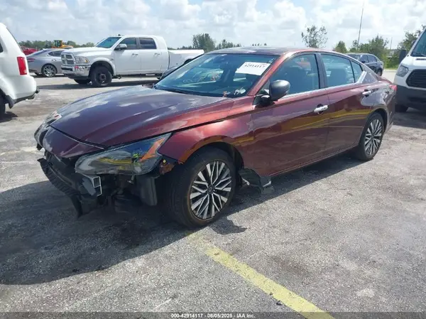 1N4BL4DV6RN310933 2024 NISSAN ALTIMA - Image 2