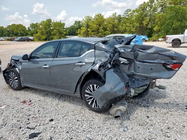 1N4BL4DV6RN311726 2024 NISSAN ALTIMA - Image 2