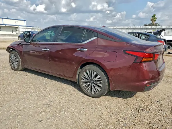 1N4BL4DV6RN315789 2024 NISSAN ALTIMA - Image 2