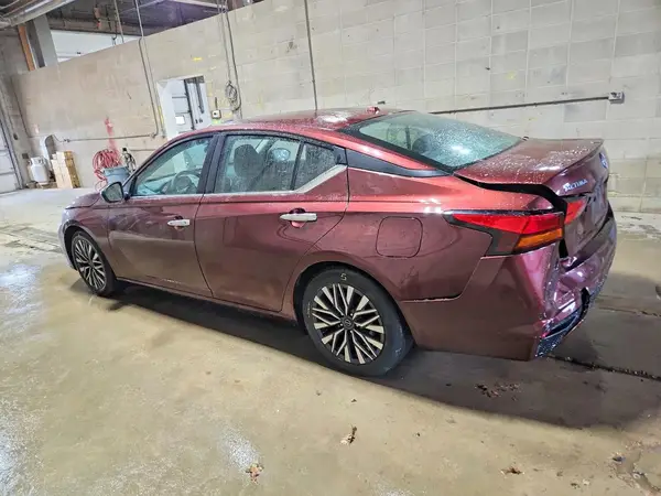 1N4BL4DV6RN317638 2024 NISSAN ALTIMA - Image 2