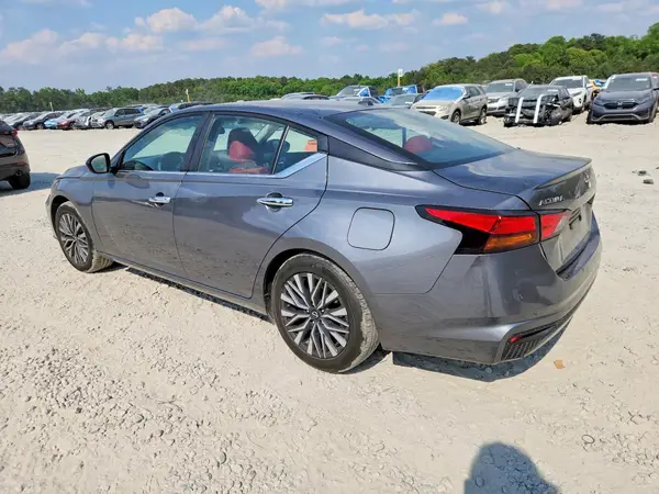 1N4BL4DV6RN321382 2024 NISSAN ALTIMA - Image 2