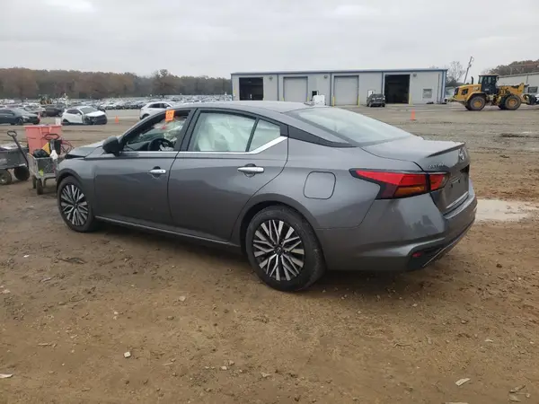 1N4BL4DV6RN333967 2024 NISSAN ALTIMA - Image 2