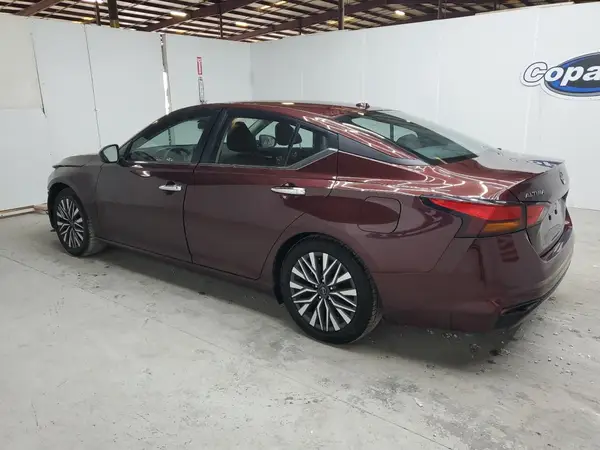1N4BL4DV6RN338067 2024 NISSAN ALTIMA - Image 2