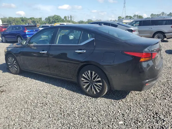 1N4BL4DV6RN343088 2024 NISSAN ALTIMA - Image 2