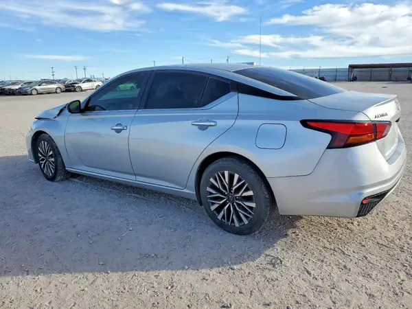 1N4BL4DV6RN345309 2024 NISSAN ALTIMA - Image 2