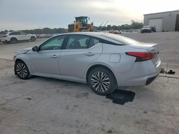 1N4BL4DV6RN346038 2024 NISSAN ALTIMA - Image 2