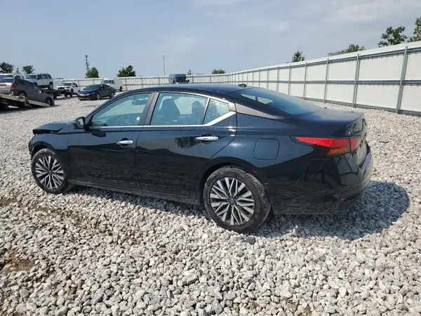 1N4BL4DV6RN349120 2024 NISSAN ALTIMA - Image 2
