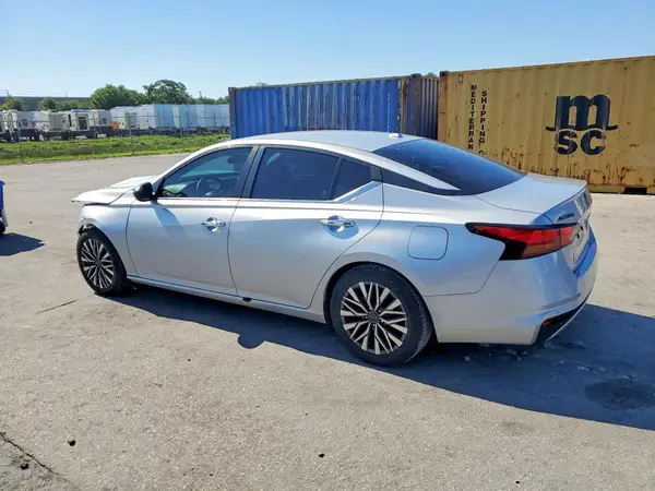 1N4BL4DV6RN353085 2024 NISSAN ALTIMA - Image 2
