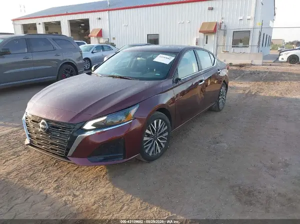 1N4BL4DV6RN357217 2024 NISSAN ALTIMA - Image 2