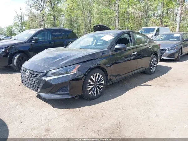 1N4BL4DV6RN365012 2024 NISSAN ALTIMA - Image 2