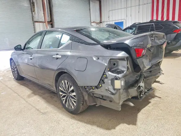 1N4BL4DV6RN373076 2024 NISSAN ALTIMA - Image 2