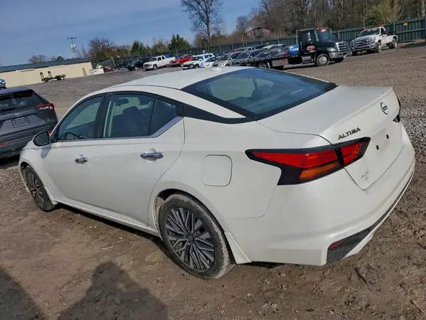 1N4BL4DV6RN375832 2024 NISSAN ALTIMA - Image 2