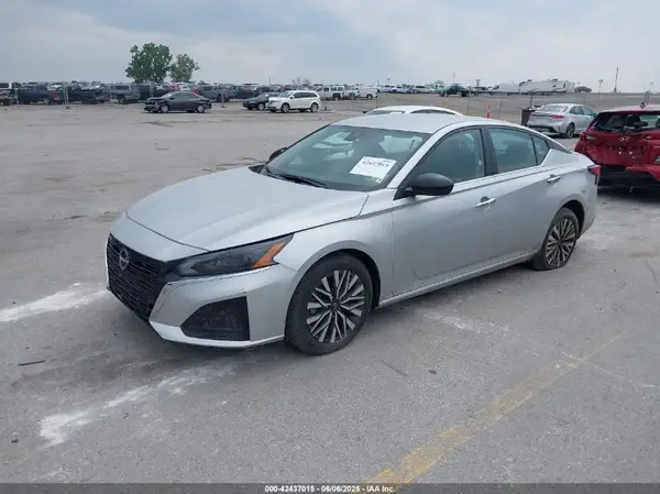 1N4BL4DV6RN378844 2024 NISSAN ALTIMA - Image 2