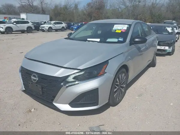 1N4BL4DV6RN379234 2024 NISSAN ALTIMA - Image 2