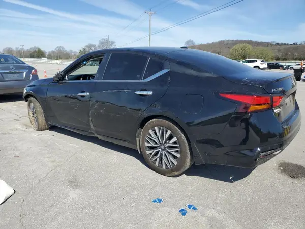 1N4BL4DV6RN380917 2024 NISSAN ALTIMA - Image 2