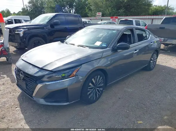 1N4BL4DV6RN381159 2024 NISSAN ALTIMA - Image 2