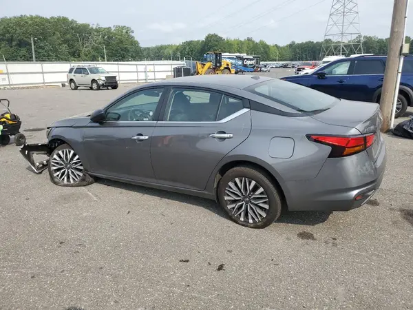 1N4BL4DV6RN383865 2024 NISSAN ALTIMA - Image 2