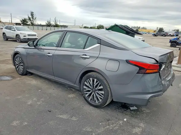 1N4BL4DV6RN385499 2024 NISSAN ALTIMA - Image 2