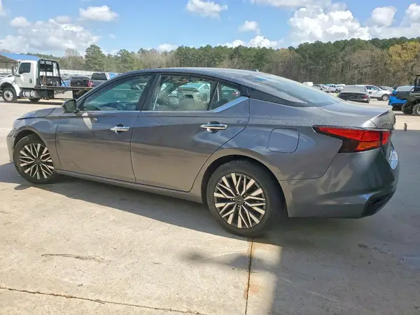 1N4BL4DV6RN393098 2024 NISSAN ALTIMA - Image 2