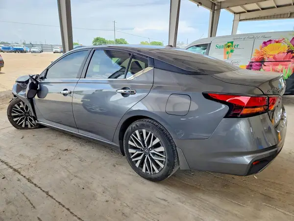 1N4BL4DV6RN435723 2024 NISSAN ALTIMA - Image 2